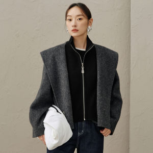 Yigue | Layered Design Coat Wool