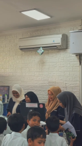 POETRI BALI KACANG ASIN 75 GR