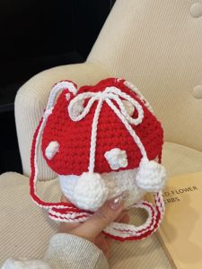 Trendy Knitted Mushroom Bucket Bag Womens Small Size Fashionable Popular Internet Red Coin Purse Casual Single Shoulder Bag