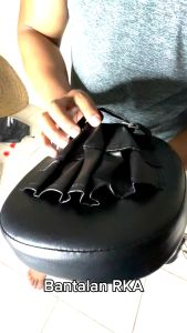 Bantalan Sarung Tangan Tinju Boxer Boxing Pad Tinju Samsak Tangan Pukulan Beladiri Muaythai Karate