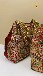 READY STOCK BEAUTIFUL ETHNIC DESIGNER POTLI BAGS