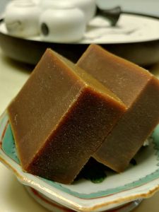 Handmade Cold Processed 100g Soap Tea Oil Seed Control Hair Wash Tea Dregs Soap Traditional Chinese Natural Cleaning Bar Soap