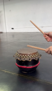 【MINI-DRUM】Mini 24 Festive Drum Drumming Percussion with Drumstick Size 20-25cm PLAY On stage Wrist Training Purpose