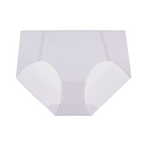 กางเกงบ็อกเซอร์ผู้หญิงเอวกลาง Amour ทรงบาง ป้องกันรอยต่อ ป้องกันแบคทีเรีย สีสันสดใส ทรงสปอร์ต ทรงสปอร์ต ทรงสปอร์ต