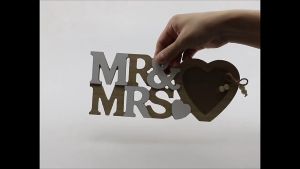 Wedding Decorations Wooden Ornament Photo Frame Mr & Mrs Props Married Wedding Events Party DIY Table Decor Pendant Love