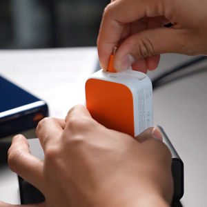 KiiP C30T Kepala Charger GaN 30W Kiip Retractable Built In Cable Type C Fast Charging 30w