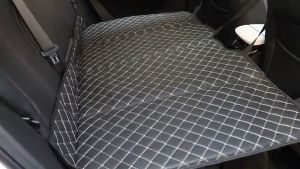 ที่นอนในรถ พับได้ ไม่ต้องเติมลม 5 วินาทีกางออก ส่งถุงเก็บของ เตียงลมในรถยนต์  อุปกรณ์ตั้งแคมป์ เบาะที่นอนเป่าลม ตียงเสื่อนอนสิ่งประดิษฐ์  เบาะรถยนต์พับได้   เตียงลมในรถยนต์  ที่นอนบนรถ  เตียงในรถ เบาะรถยนต์（ร้านค้าไทย）