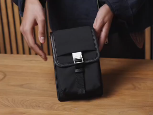 Grams(28) 701 Urban Phone Sling