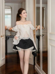 Elegant and Slimming Off-Shoulder Mesh Long-Sleeve Set