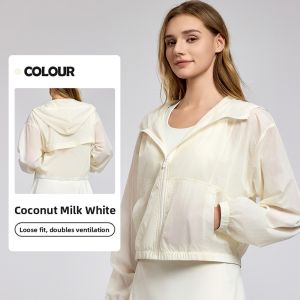 MiiOW | Thin Sporty Yoga Jacket For Women With Hood Short Outerwear Catman MiiOW Nylon Polyester Zipper Closure Summer New Arrival