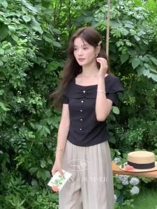 Áo Thun Slimming Thiết Kế Cổ Vuông Đen Twilight Silhouette