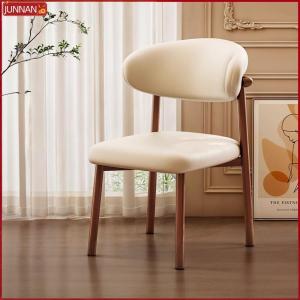 เก้าอี้ทานอาหารแบบโลหะ ทรงเก้าอี้แบบย้อนยุค รองรับน้ำหนักเบา หรูหรา ระดับไฮเอนด์ สำหรับร้านอาหาร ที่นั่งแบบมีพนักพิง