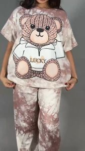 Loose Bear Print & Tie-Dye Fashion Set: A Guide to Women's Casual Wear