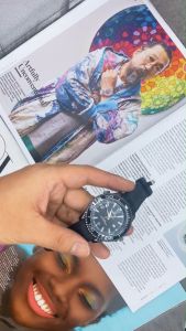 Jam Tangan Pria O&mg Tanggal Aktif Tali Rubber & Bezel Bisa Diputar