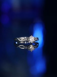 LOVETIA Cincin Perak Asli 925 Cincin Wanita Berlian Moissanite Wedding Ring 0.5 Ct Sertifikat GRA BTJZ009