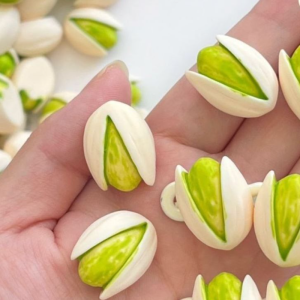 กิ๊บติดผมรูปถั่วหัวขมิ้นสุดน่ารัก กิ๊บติดผมรูปของเล่นอาหาร สร้อยคอสุดเก๋สำหรับเด็กผู้หญิง ของเล่นที่สร้างสรรค์และสร้างสรรค์