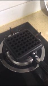 Khuôn Chảo Nướng Kẹp Bông Lan Vuông Pan Waffer Maker Pan Non-Stick DIY Waffle Baking Mould PVN3757