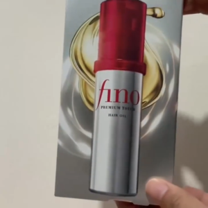 Shiseido Fino Repair & Shine Hair Oil 70ml Deep Nourishing Treatment For Dull/Dehydrated Hair Enriched With Panthenol (Pro-Vitamin B5) Silk Amino Acids & Vitamin E Penetrates Hair Fibers To Restore Elasticity Reduces Breakage From Brushing/Styling