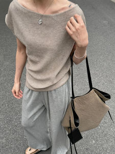 YUEZHONGWEI | French Irregular Slant-Shoulder Flared Knit Short Sleeve T-shirt