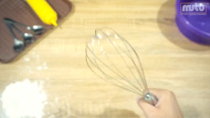 PENGOCOK ADONAN KUE & TELUR SPIRAL KAWAT WHISK MIXER