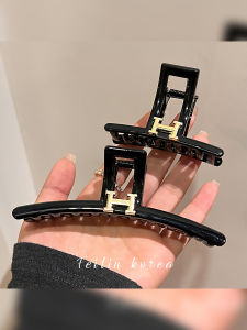 French Letter Hair Clip Womens New 2025 Back of Head Hair Gripper Hair Accessories Luxury Minimalist Korean Style Fresh out