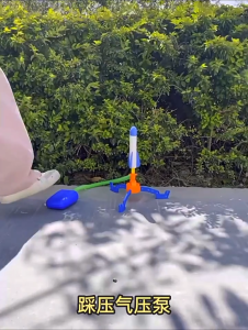 Pretend Play Carrot Toy Fidget Rocket Launcher Soft Plastic Eva Flying Led Lighting Sport Outdoor Game Fun For Kid