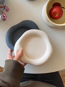 Mishilei Cloud Silicone Coaster Slip Resistant and Heatproof Drink Cup Mat Coffee Hot Pad Table Protector Kitchen Tableware