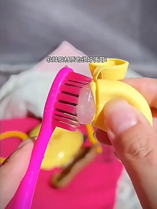 BECORATE Cute Banana Travel Toothbrush Storage Box Portable 2in1 Toothbrush Cover- with Toothpaste Dispenser for Hiking Camping