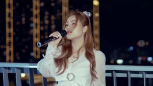 [SALE SỐC -30%] Mic Hát Karaoke Không Dây Tốt Nhât Đáng Mua Nhât 2024  Micro Karaoke Giá Rẻ Chất Lượng Âm Thanh Sống Động  Bộ Micro Không Dây Cao Cấp MTK 1A+ 6 Chức Năng Thông Minh  Chỉnh Được Bass-Treble-Echo Trên Thân Mic  BH 12T