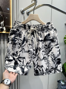 Luxurious Casual Hawaiian Retro Sports Shorts Loose Beach Vacation Couples Clothing Polyester Fiber Summer Regular Thickening Shorts