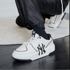 [FullBox Bill Kèm Tất Lọ tẩy trắng] Giày M.L.B Chunky Liner NY New York Đen Trắng