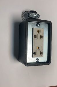 ปลั๊กไฟสนาม ปลั๊กพ่วง บล็อกยาง เต้ารับ universal 2x4 กันกระแทก ยืดหยุ่น ใช้งานได้ทุกสถานที่ทั้งภายนอกภายใน ทนทาน ทนแดด ทนฝน ปลั๊กตัวผู้ ปลั๊กตัวเมีย