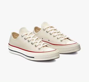 SEPATU CONVERSEEE LOWCREAM