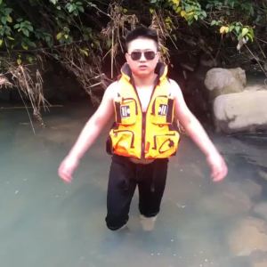 เสื้อชูชีพตกปลาทะเล เสื้อกั๊กตกปลาสำหรับผู้ใหญ่ เสื้อกั๊กตกปลา โฟมมัลติฟังก์ชั่น ถอดออกได้ ว่ายน้ำแบบพกพา การลอยตัวขนาดใหญ่