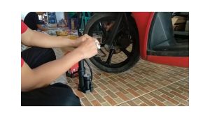 FAST DELIVERY HONOR Pompa Angin Ban Mobil dan Sepeda Motor Serbaguna Portable Manual Pump Injak