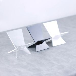 Display Sepatu Akrilik Pajang Stand Sepatu 1 pcs - INPI House