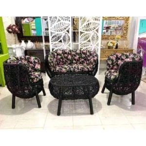 kursi sofa brekele