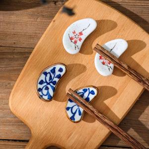 Elegant Ceramic Chopsticks Holder High Aesthetic Value Home Use Premium Quality Chopstick Rest Perfect for Placing Chopsticks