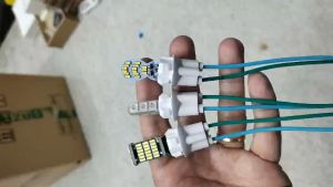 Chuôi đèn giắc zin gắn cho LED T10  T15 vị trí demi xinhan