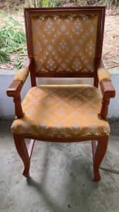 เก้าอี้หลุยส์ ผ้าแคนวาส สีเหลือง ลายไทย เก้าอี้แกะสลัก ไม้สักทอง เก้าอี้ประธาน เก้าอี้รับรอง เก้าอี้ไม้สัก เก้าอี้รับแขก เก้าอี้ท้าวแขน