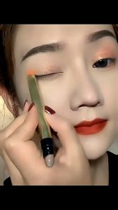 Phấn Mắt Dạng Thỏi Hai Đầu Màu Nhũ Lấp Lánh Chống Thấm Nước Lâu Trôi