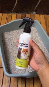 Remov Spray Penghilang Bau Kotoran Kucing Dan Anjing