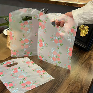 50pcsThanks Gift Bag with HandleBoutique Packaging Bag Souvenir Bag Plastic Floral Tote BagBirthday Party Wedding SouvenirBag