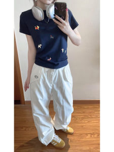 เสื้อยืดแขนสั้นผู้หญิงฤดูร้อนใหม่สไตล์ย้อนยุค ทรงเข้ารูป ดีไซน์การ์ตูนสุนัข ทรงเข้ารูป แขนสั้น คอตั้ง เสื้อผ้าทำงานสไตล์เกาหลี