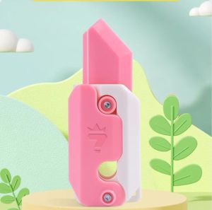 [READY STOK] Mainan pisau wortel gravitasi dekompresi kartu dorong mainan kecil pencetakan . gravity carrot knife 3d printing fidget toys