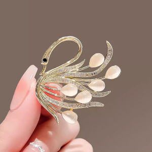 Cats Eye Crystal Elegant Swan Bird Bridal Brooch Pin