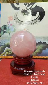 Quả Cầu Đá Thach Anh Hồng Phong Thủy Có Tặng Kèm Đế Gỗ Xoay (12 kg)