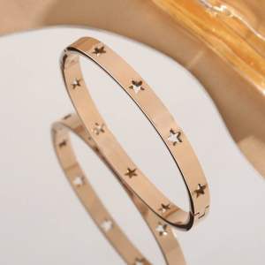 ReadyStock🔥Women Titanium Steel Bangle 18K Gold Bracelet Jewelry Gelang Tangan Perempuan Emas T29