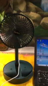 Quạt mini để bàn tiện lợi phù hợp cho dân văn phònghọc sinhsinh viên(loại dùng cổng usb )