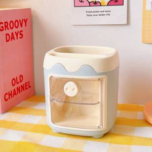 Cute Cartoon Heart-shaped Multi-purpose Pen Holder